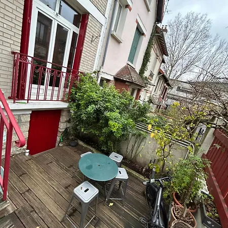 Ribot Homestay Paris